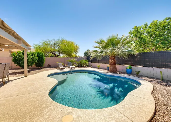 Holiday home Backyard Oasis: Updated San Tan Valley Escape *